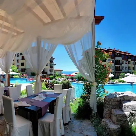 Garden Of Eden Complex C2-12 Apartment