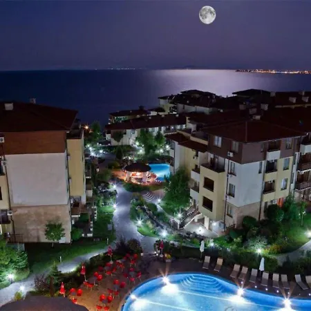 Garden Of Eden Complex C2-12 Apartment